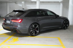 2022 Audi RS6 Avant full