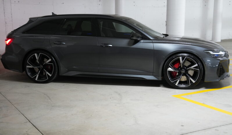 2022 Audi RS6 Avant full
