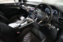 2022 Audi RS6 Avant full
