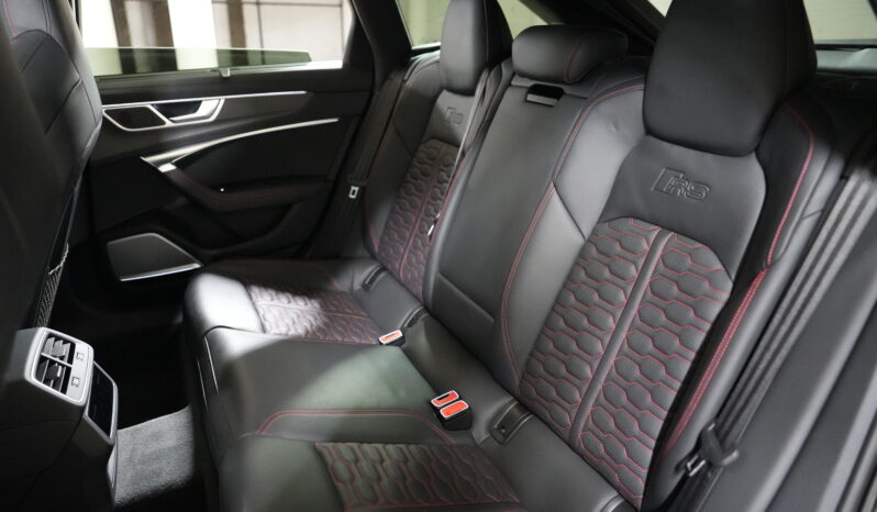 2022 Audi RS6 Avant full
