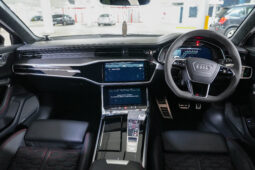 2022 Audi RS6 Avant full
