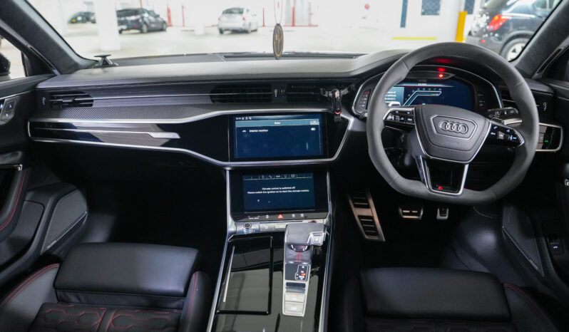 2022 Audi RS6 Avant full