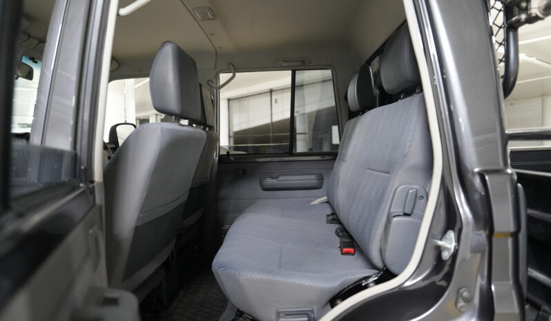 2014 Toyota Landcruiser VDJ79R GXL Double Cab full