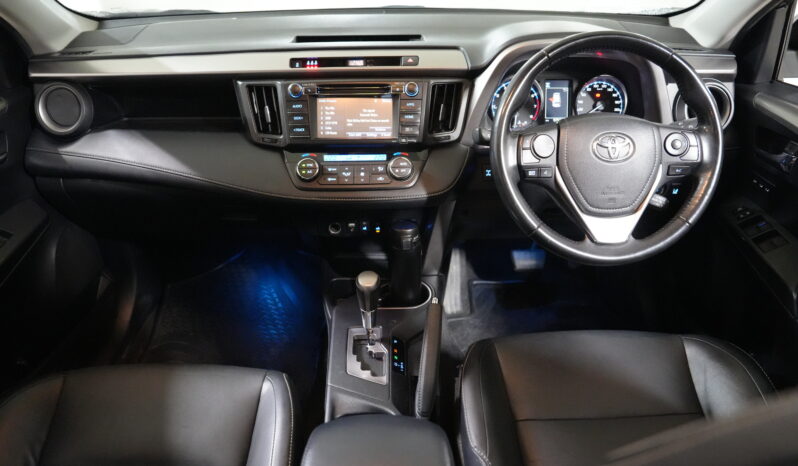 2018 Toyota RAV4 Cruiser AWD full