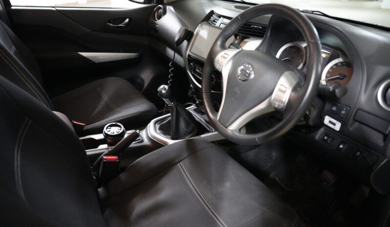 2019 Nissan Navara ST Utility King Cab full
