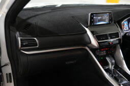 2020 Mitsubishi Eclipse Cross Black Edition full