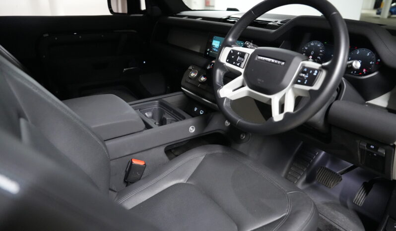 2023 Land Rover Defender D250 S full