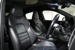 2020 Porsche Cayenne S Coupe full