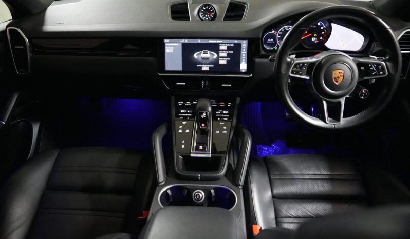 2020 Porsche Cayenne S Coupe full