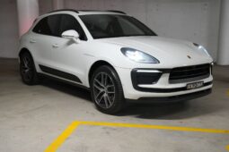 2021 Porsche Macan MY22 full