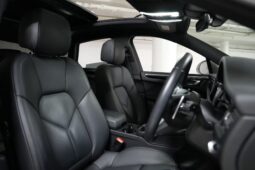 2021 Porsche Macan MY22 full