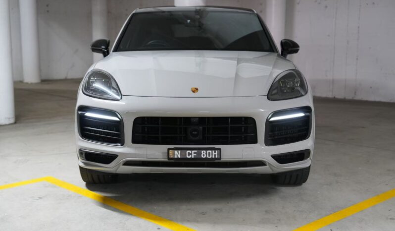 2022 Porsche Cayenne GTS Coupe full