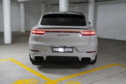 2022 Porsche Cayenne GTS Coupe full