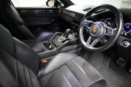 2022 Porsche Cayenne GTS Coupe full