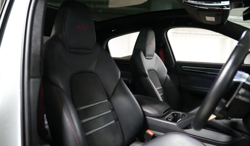 2022 Porsche Cayenne GTS Coupe full