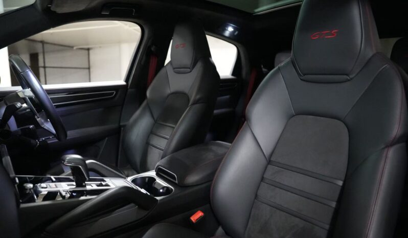 2022 Porsche Cayenne GTS Coupe full