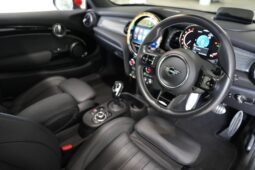 2021 MINI Hatch John Cooper Works full