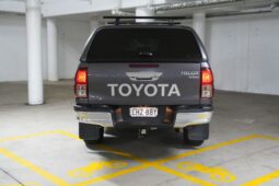 2020 TOYOTA HILUX SR5 (4×4) GUN126R full