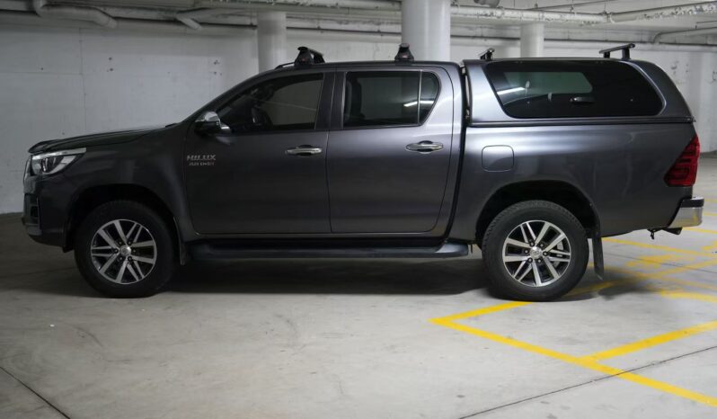 2020 TOYOTA HILUX SR5 (4×4) GUN126R full