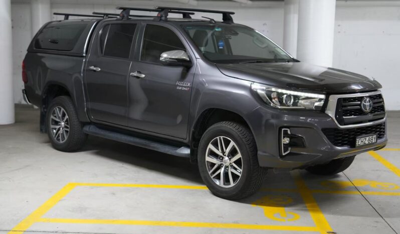 2020 TOYOTA HILUX SR5 (4×4) GUN126R full