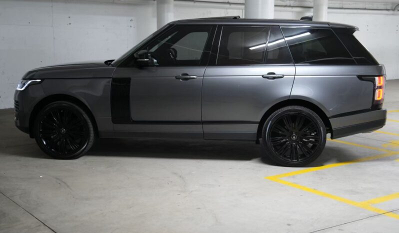 2019 Land Rover Range Rover Vogue full
