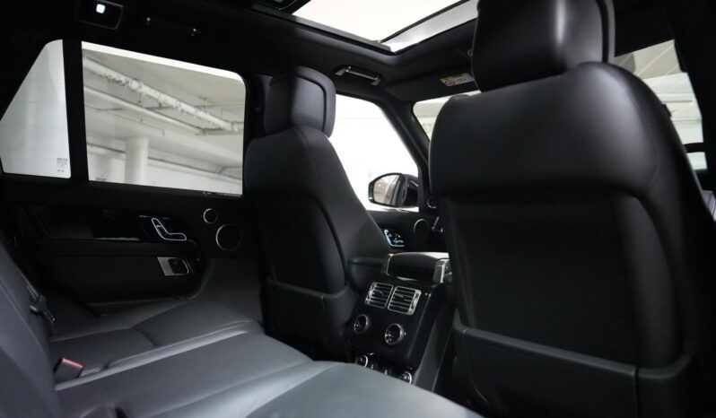 2019 Land Rover Range Rover Vogue full