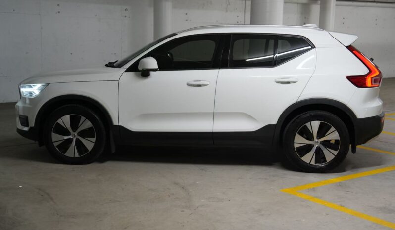 2021 VOLVO XC40 T4 MOMENTUM (FWD) MY22 full