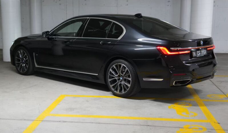 2022 BMW 7 40i G11 LCI full