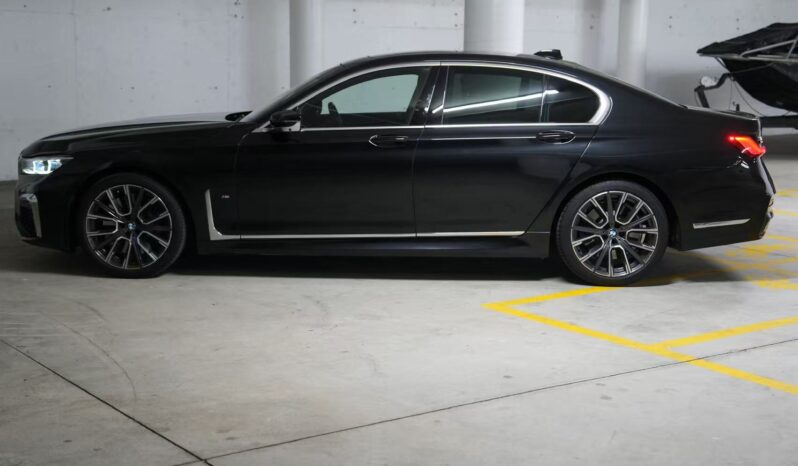 2022 BMW 7 40i G11 LCI full