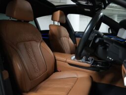 2022 BMW 7 40i G11 LCI full