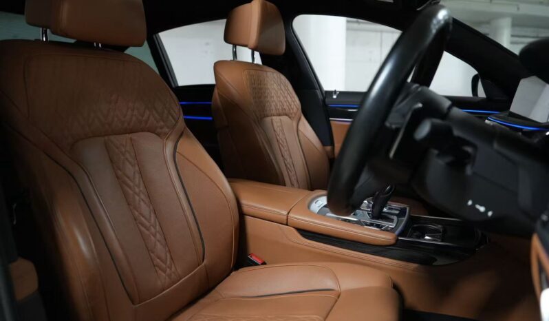 2022 BMW 7 40i G11 LCI full
