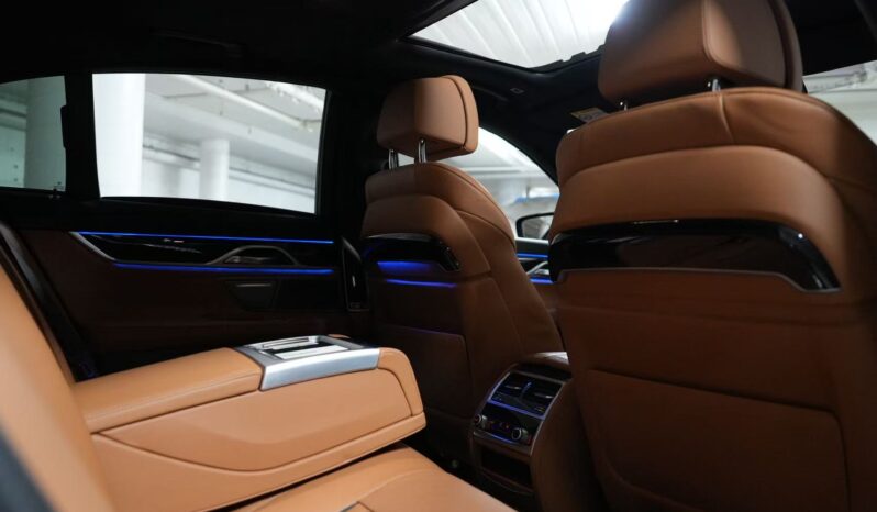 2022 BMW 7 40i G11 LCI full